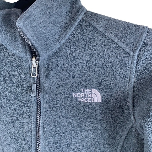 The North Face Women’s black fleece full front zip jacket - Picture 2 of 10